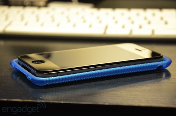 http://www.aljalawi.net/wp-content/uploads/2011/09/iphone-5-cases-g-2011-09-30-10.jpg
