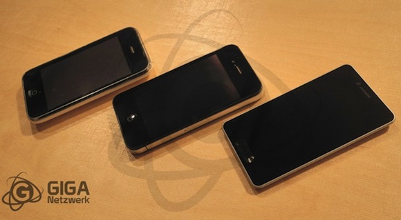 http://www.aljalawi.net/wp-content/uploads/2011/09/iphone-5-cnc-dummy-2.jpg