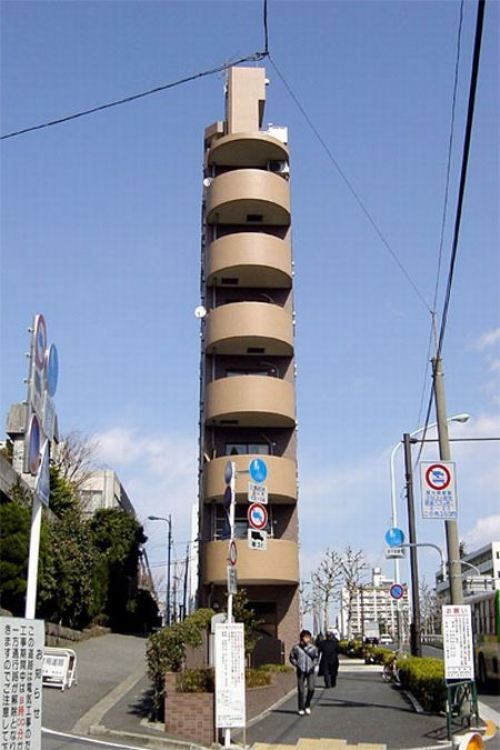 http://www.aljalawi.net/wp-content/uploads/2011/10/1317831533_1007.jpg
