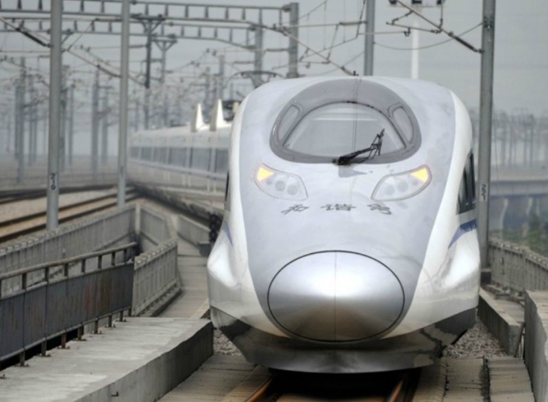 الصين : افتتاح أطول سكة حديد في العالم لأسرع قطار