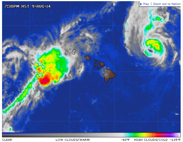 اعصار خوليو يهدد جزر هاواي خلال الساعات القادمة